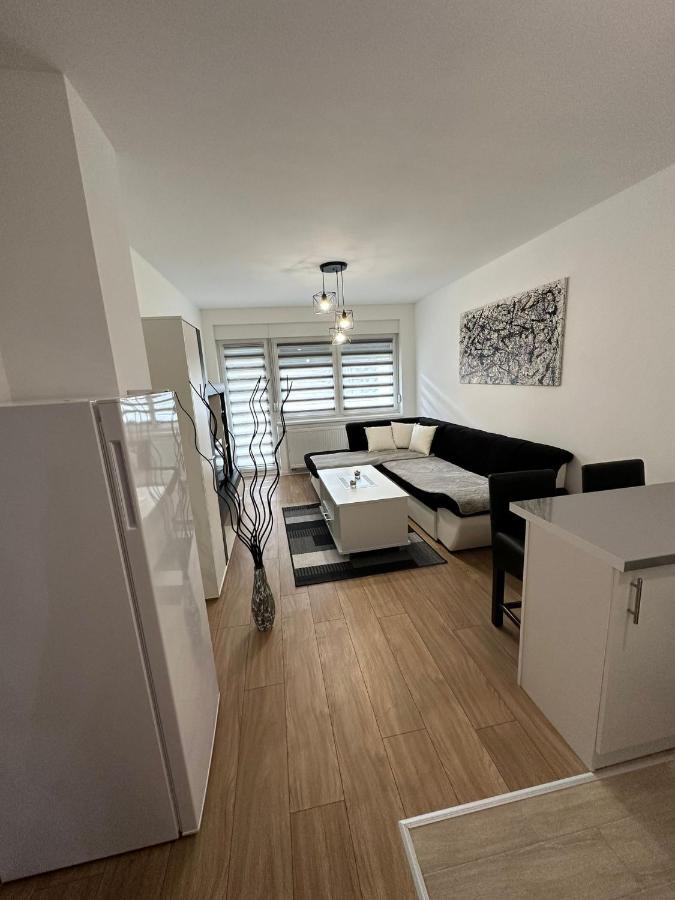 Stan Na Dan Mici Apartment Brcko Exterior photo